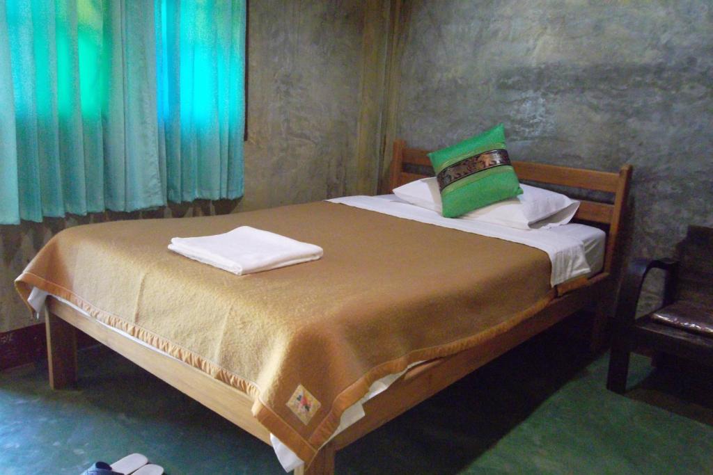 Tamarind Grand Resort Mae Sariang Quarto foto